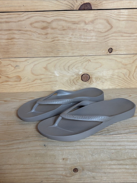 Archies Shoes - Archies arch support flip flop size 10